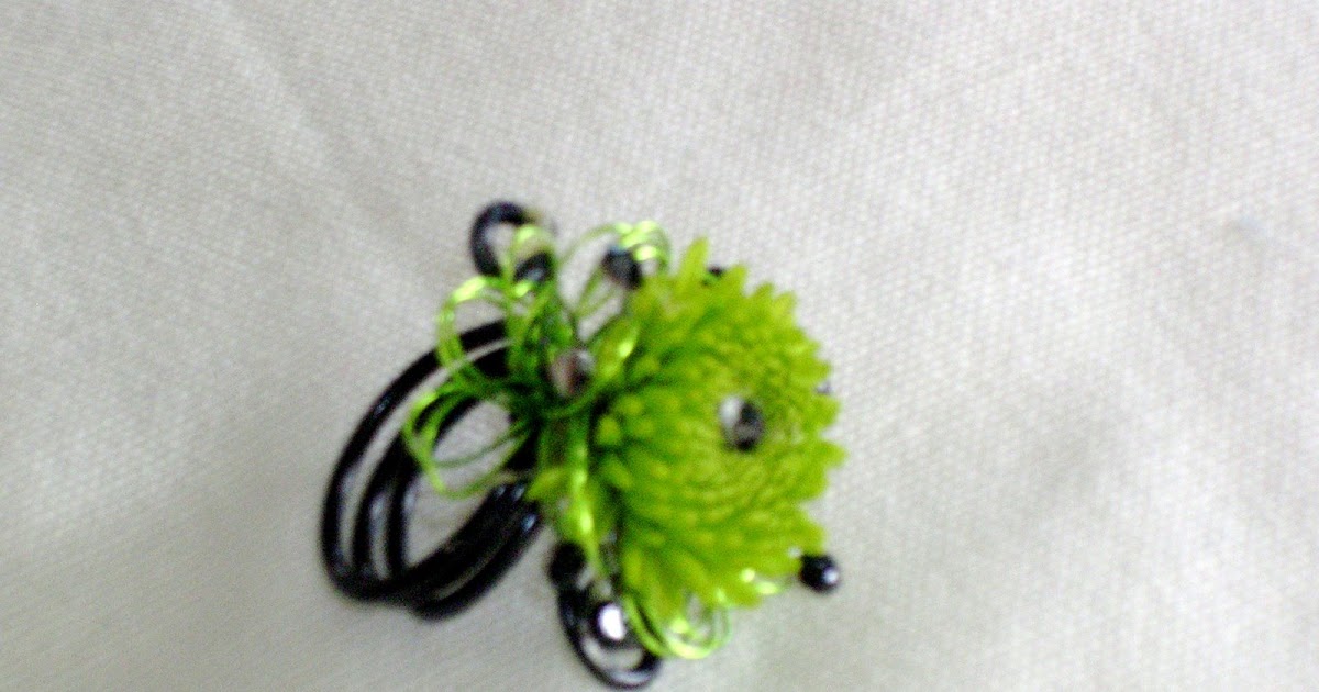 Paisley Petals Fresh Flower Rings!