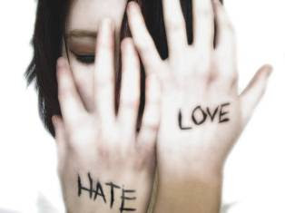 صعب و الا صعب Hate+love