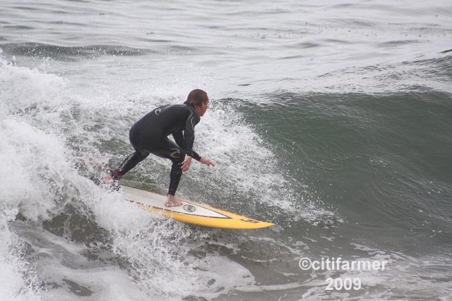 [june13th09surfer10+copy.jpg]