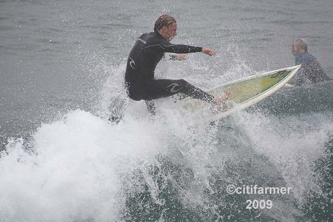 [oct24th09surfer18+copy.jpg]