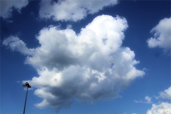 [clouds2.jpg]