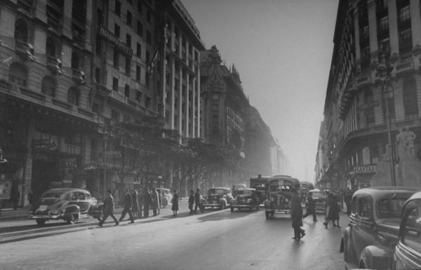 [life-diagonal-norte-1943.jpg]