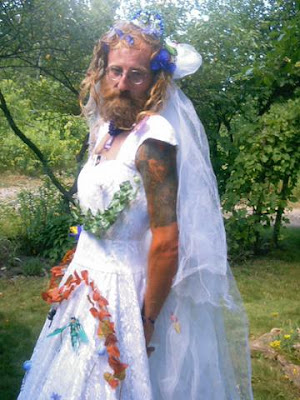 funny_hippie_bride.jpg