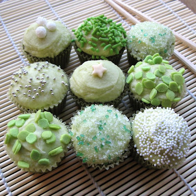 http://1.bp.blogspot.com/_Ae7e6-R2cV4/SWXqzxNORkI/AAAAAAAAAe8/V1EJYf-9-kU/s400/Green+Tea+cupcakes.JPG