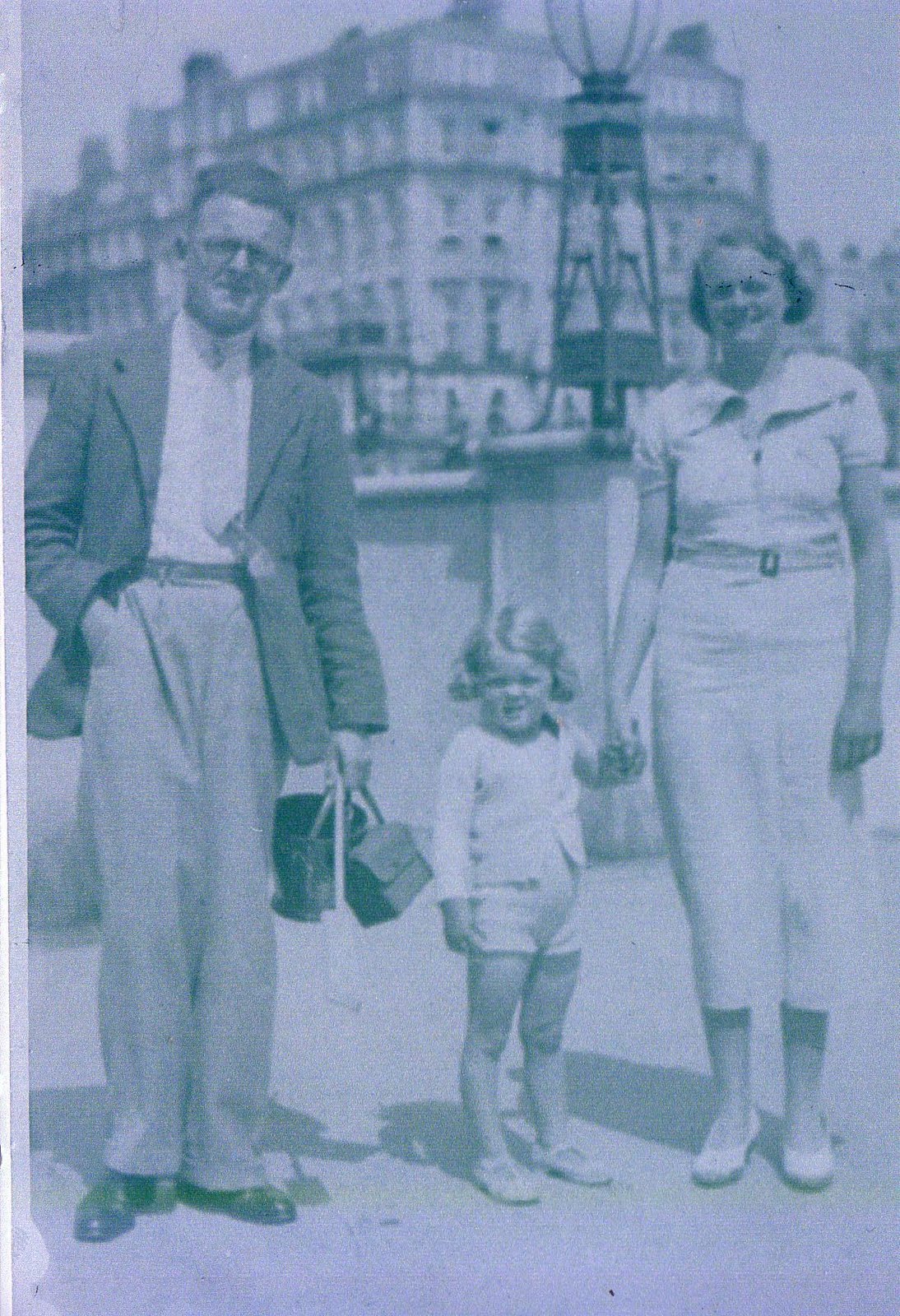 Kenneth, Marjorie and April Edwards c 1940