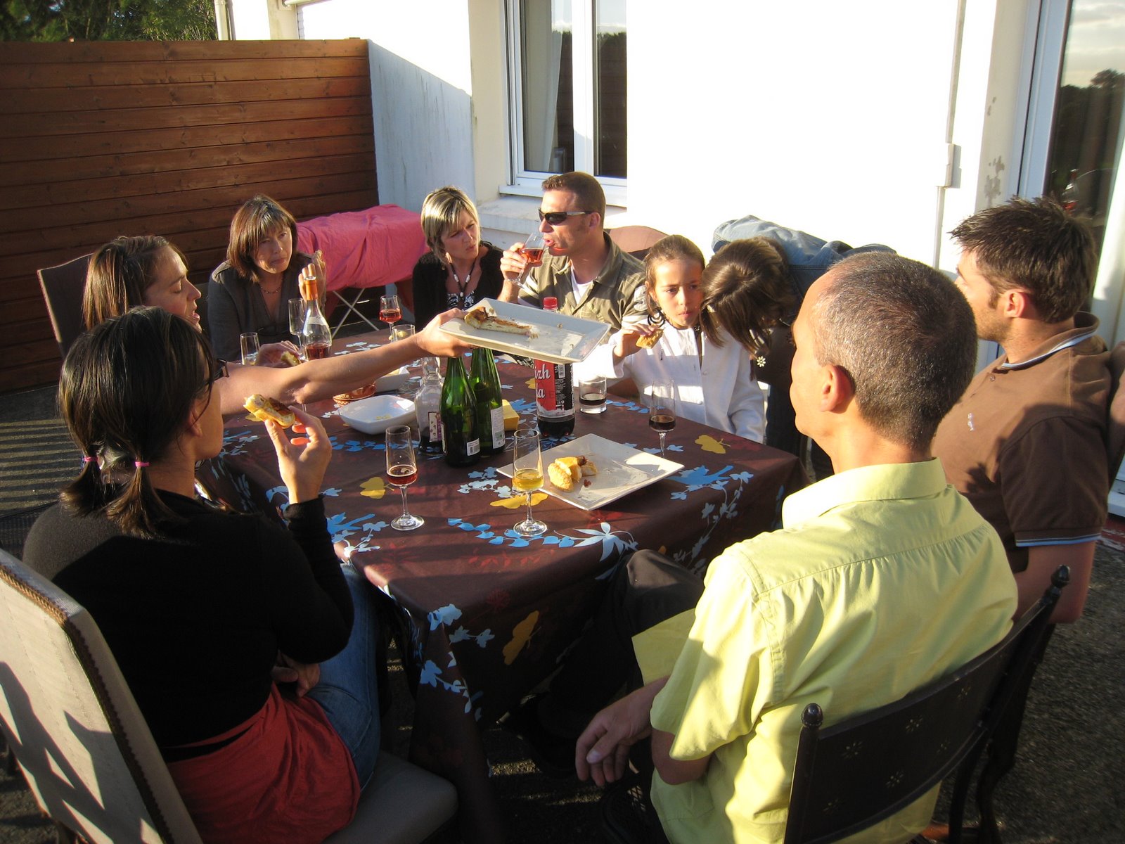 [magalie+jaqueline+barbecue+tri+fichton+glénan+(23).JPG]
