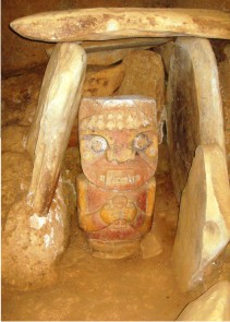 Tumba precolombina "El Purutal".  San Agustín "Patrimonio Cultural de La Humanidad"