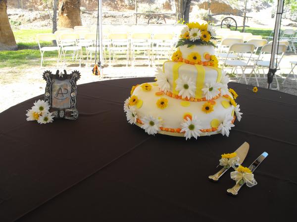 Country Style Wedding Cake
