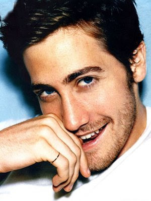 http://1.bp.blogspot.com/_B05APzpBxm4/SgWyRzH6HAI/AAAAAAAABeQ/D4cEoFmNr1I/s400/Jake+Gyllenhaal+-+1+-+Brokeback+Mountain.jpg