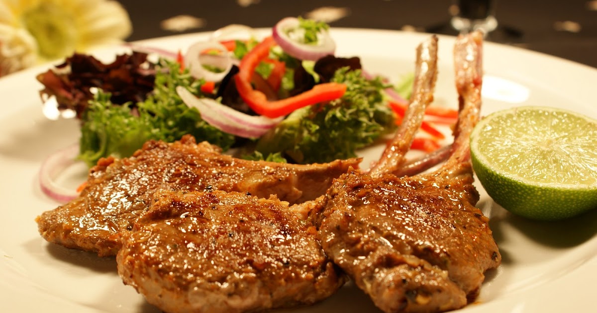 The Curry Secret Spicy Lamb Cutlets, Raita & Homemade Yoghurt