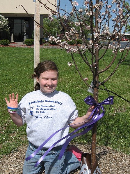 [tree+planting,+part+two+030.jpg]