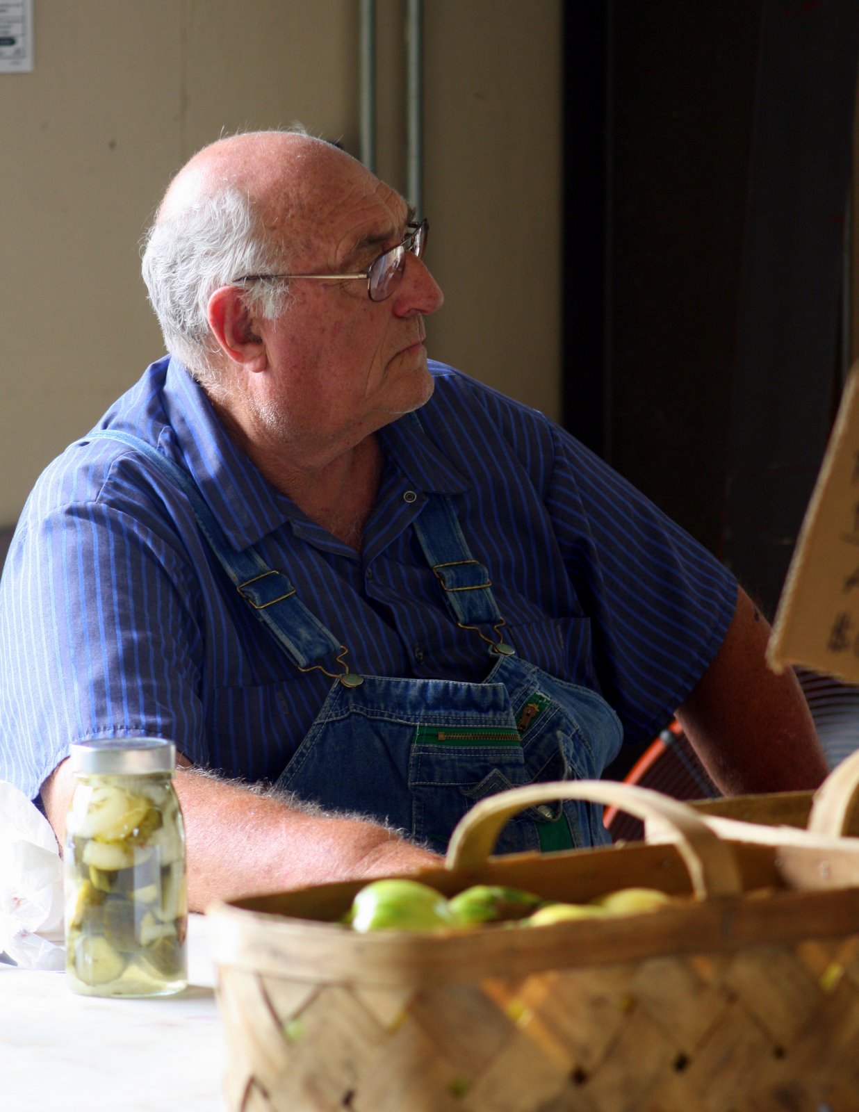 [Farmers'+market+6-12-09+026.jpg]