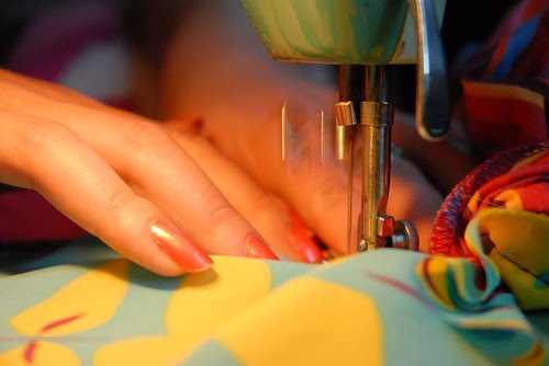 [Sewing+Machine+by+Chris+Moran.htm]