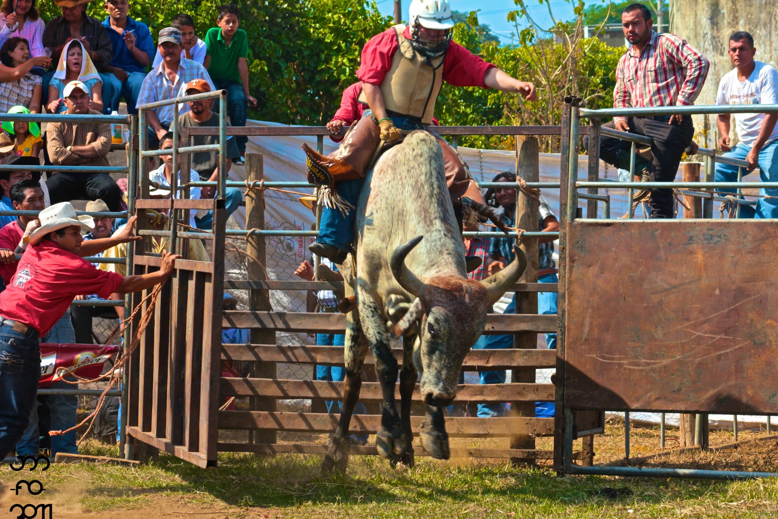 Visiones Fotográficas: Jaripeo en Juayua