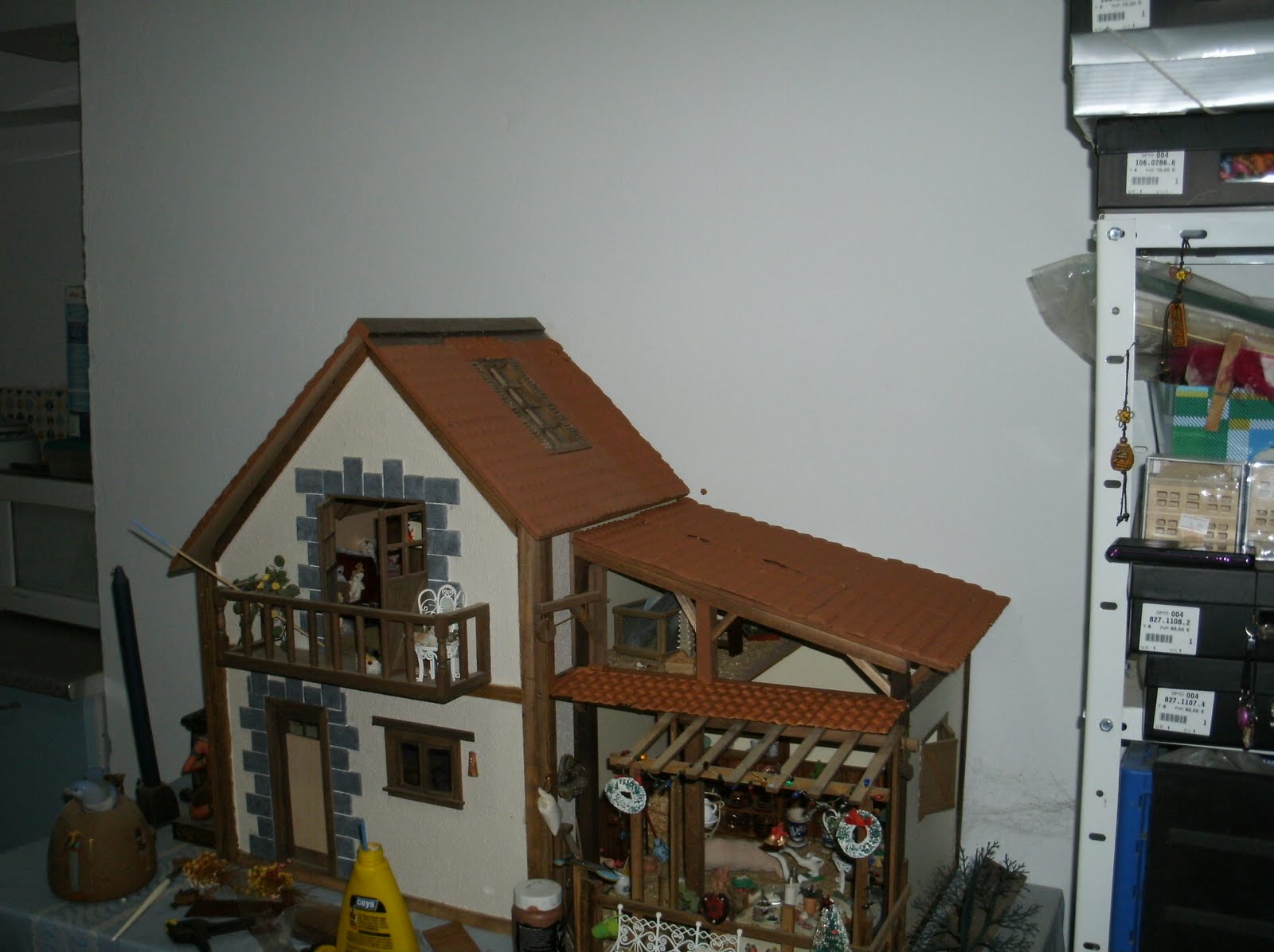 Mis casitas: tejas de la rustica y algo de fachada