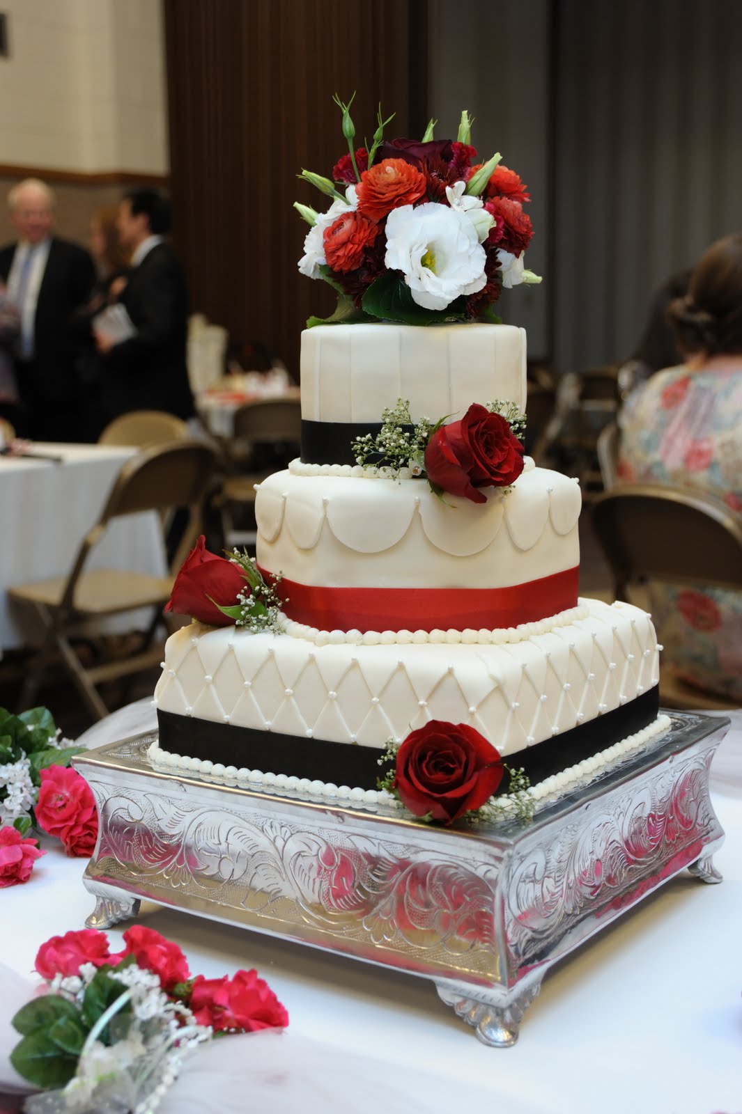 Cake Flair: Red and Black Wedding Cake