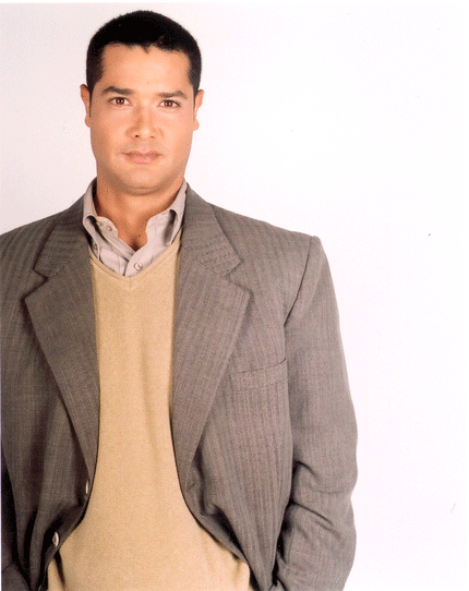 [w-Saul-Marin-753735.gif]