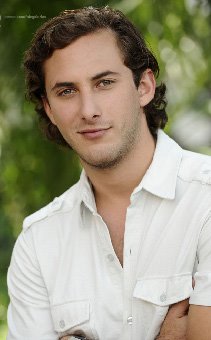 [SebastiÃ¡n+Zurita+En+nombre+del+amor.jpg]