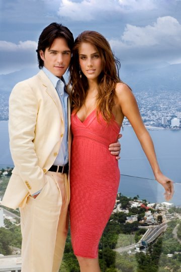 [Mauricio+Ochmann+y+Sandra+Echeverria.jpg]