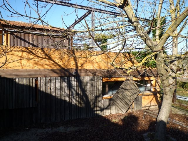 [P1000853_2-1.jpg]