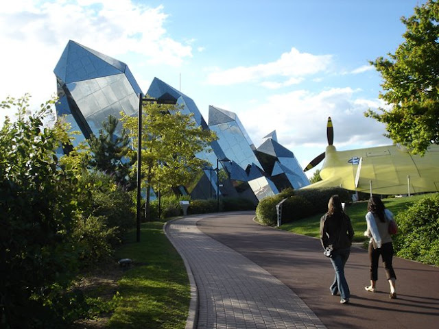 Futuroscope-parque-temático-en-poitier