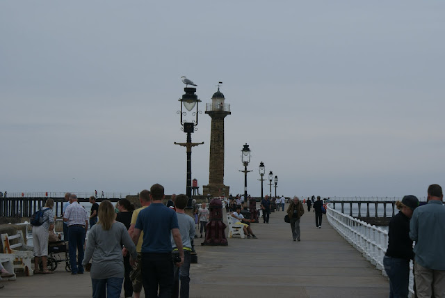 Iglesia-de-Santa-María-en-whitby