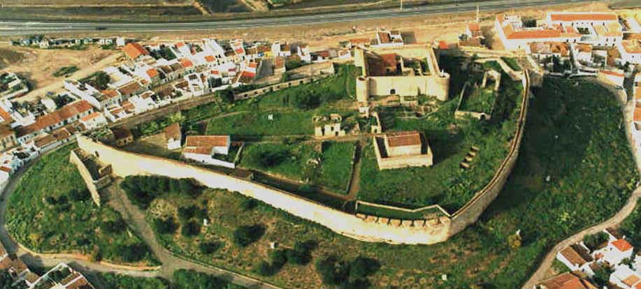 [Castelo_Castro_Marim.jpg]
