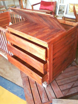 mis muebles de eucalipto