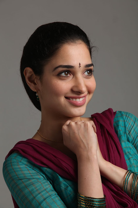 tamanna glamour  images