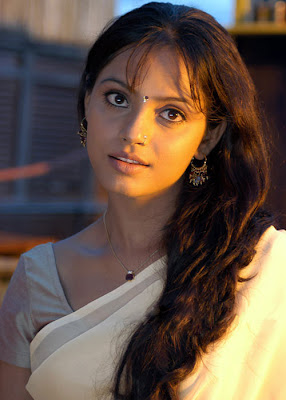 Neetu Chandra Photos