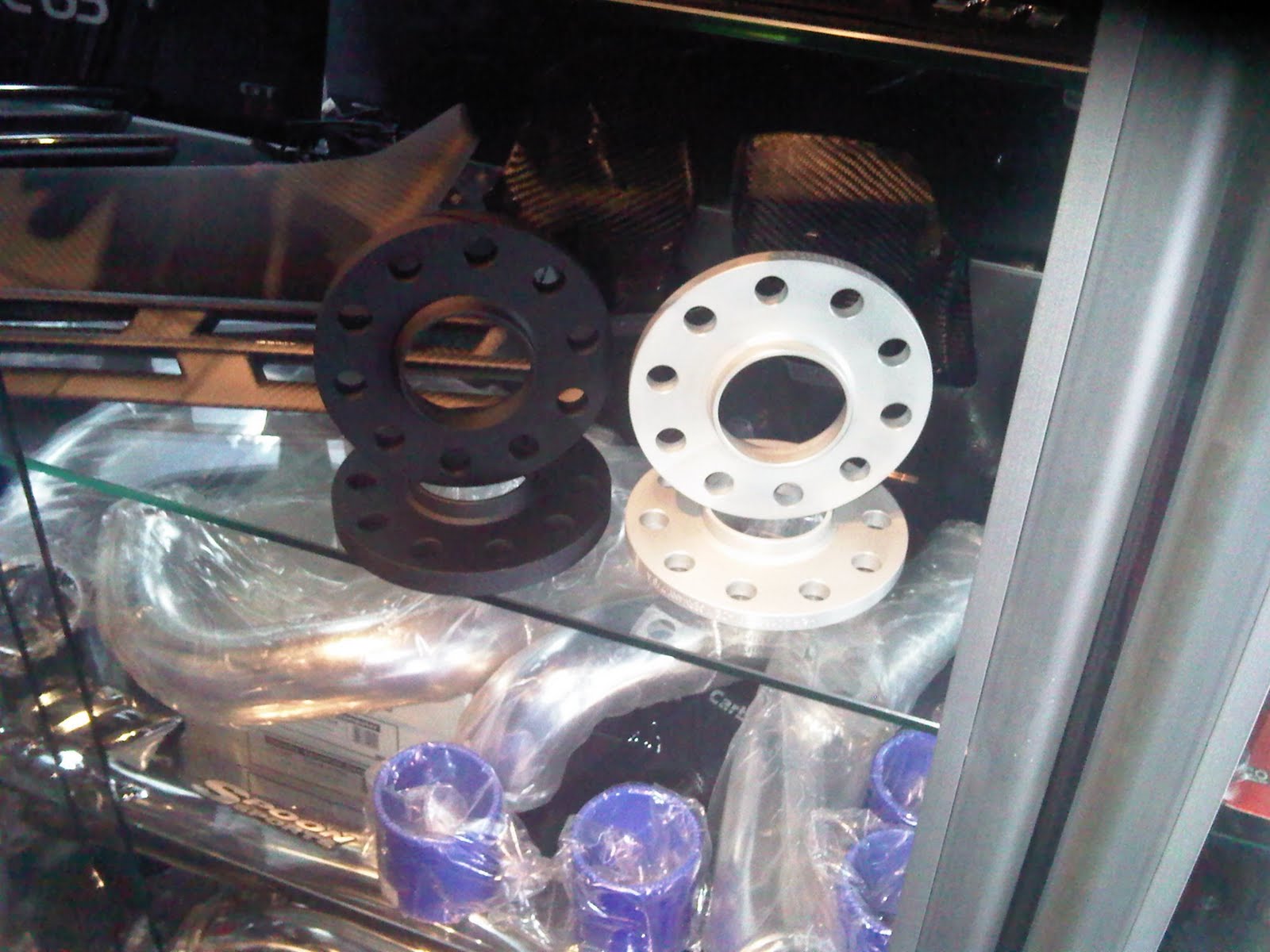 ART" huncentric wheel spacers for the Nissan Skyline GTR R35
