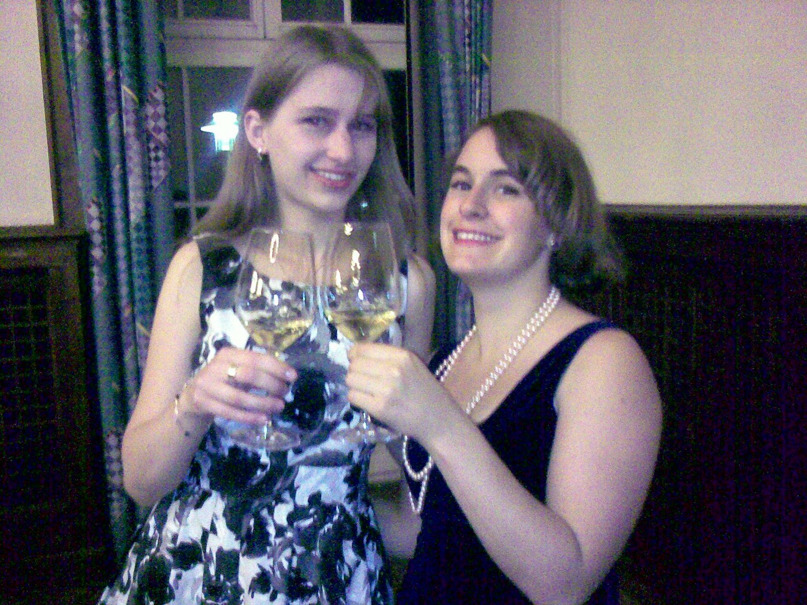 [12062009445-793964.jpg]