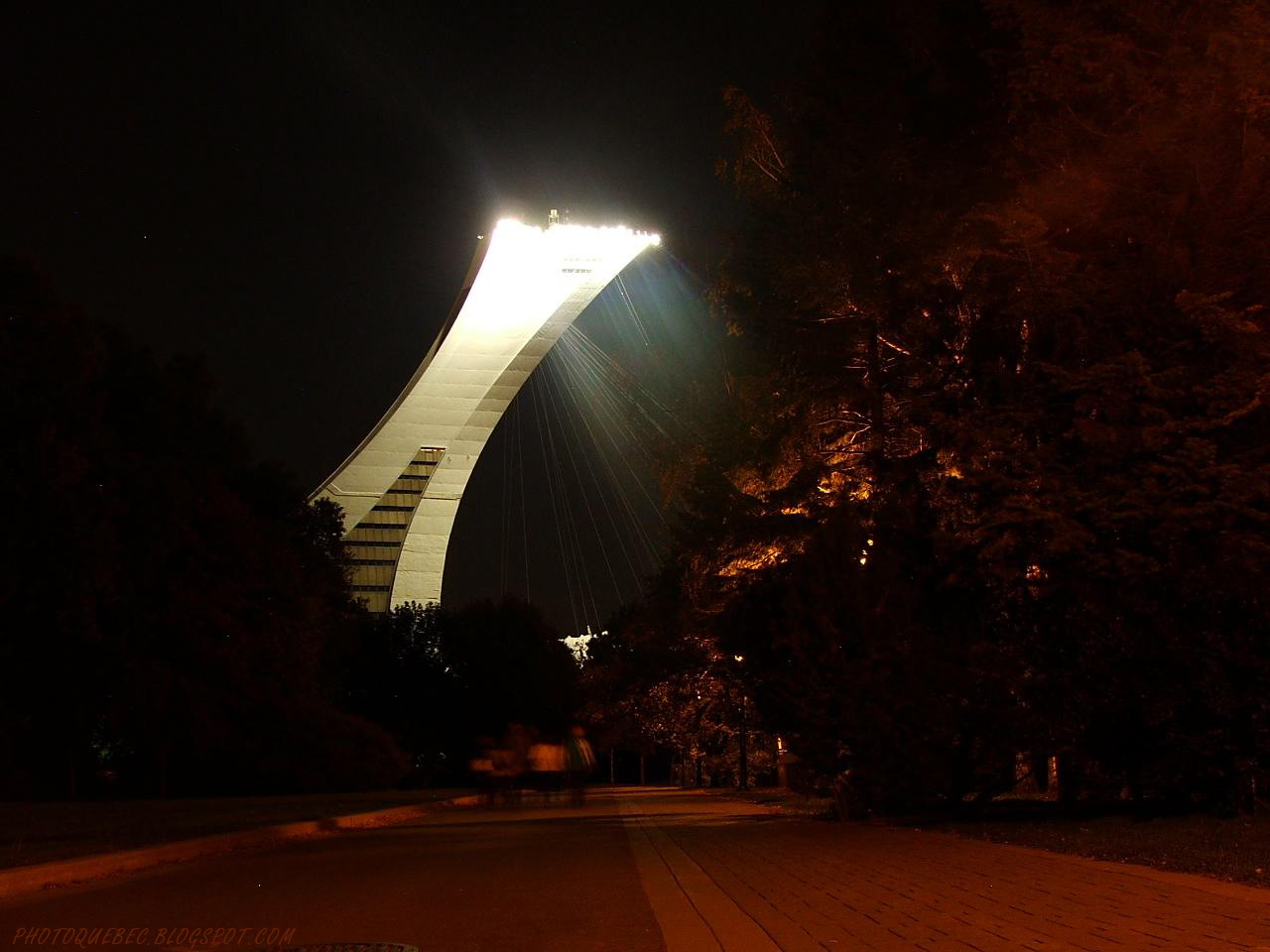 [Photo-Y2343-The-Olympic-Stadium-Montreal-Canada.jpg]