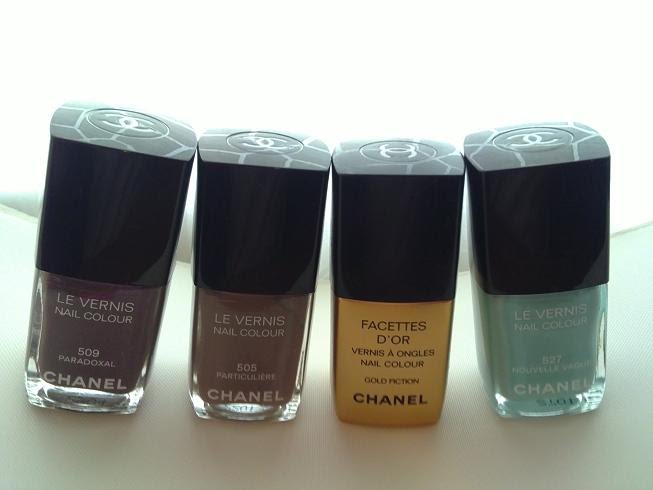 New chanel nail polish for fall 2010 paradoxal 509, I've add it to my chanel