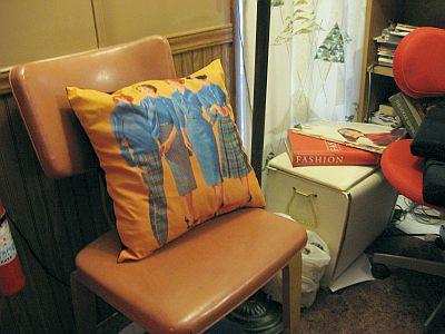 [pillow2.jpg]