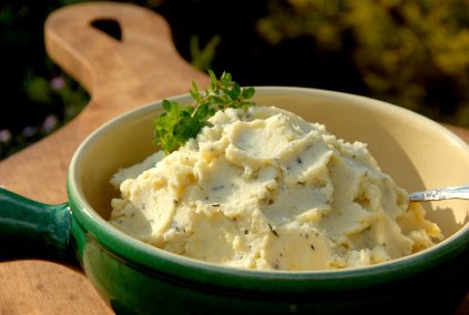 [garlic+mashed+potato.jpg]
