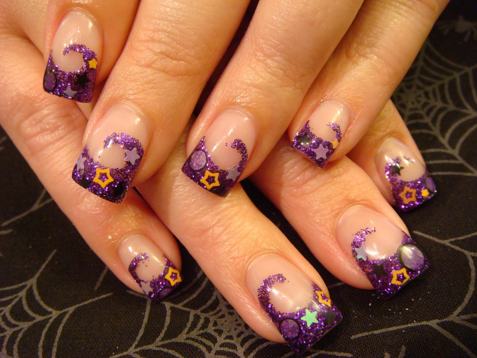Can u have acrylic nails when pregnant nail polish hand