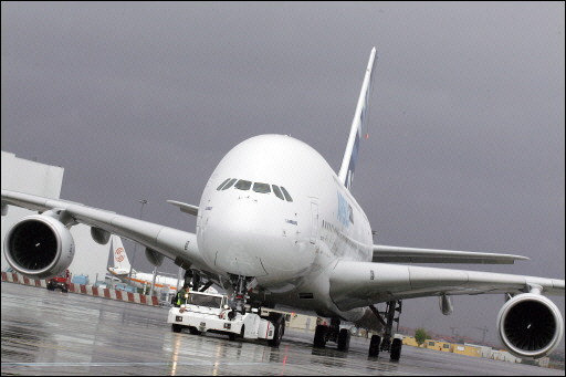 [a380+face.jpg]