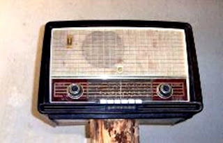 Ahmed Yousef Aqila: Our Old Radio (Short Story)