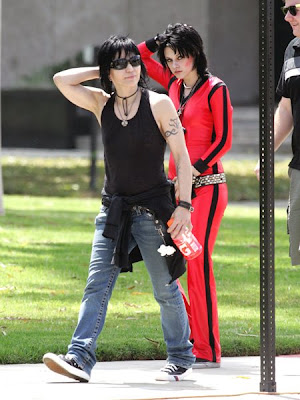 joan jett - The JOAN JETT topic (¡Otro nuevo tema en la página 19!) - Página 3 Kristen+Stewart9Joan+Jett