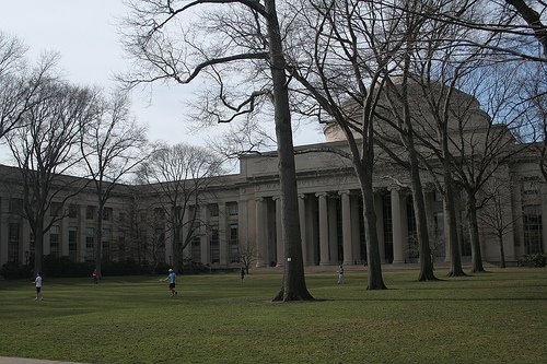 MIT UNIVERSITY