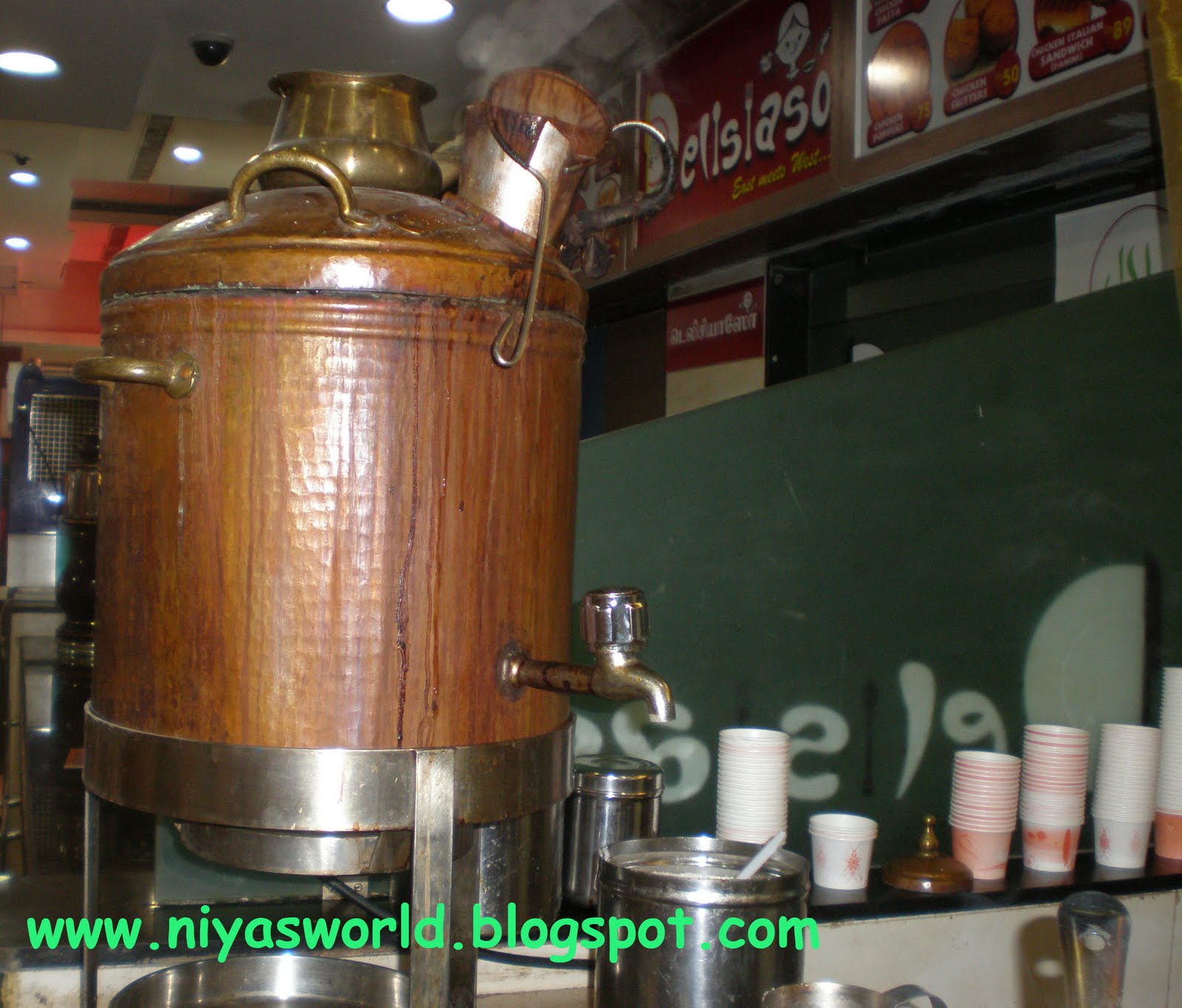 Niya's World Tea in a Samovar Thattukada, Chennai