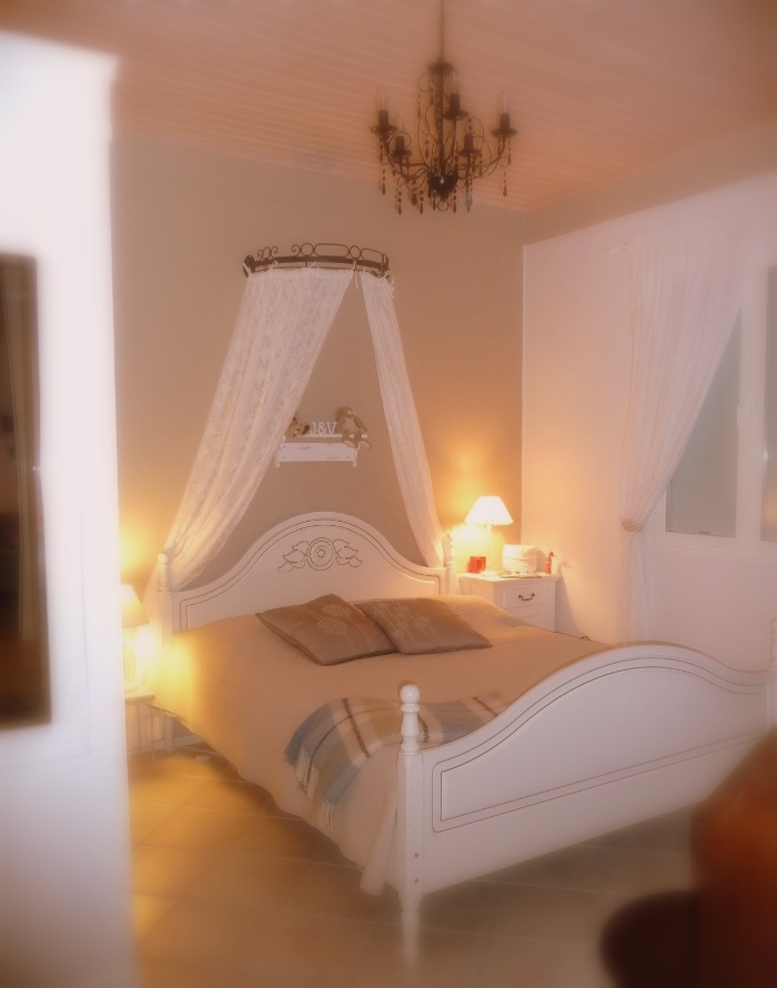 [P1030627pienimuok.jpg]