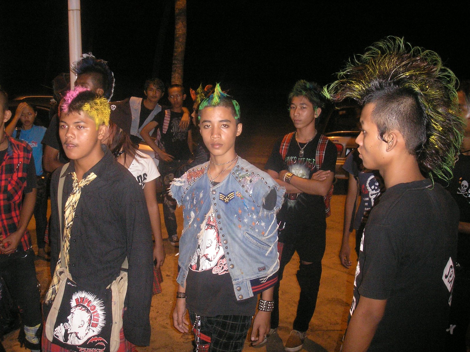 [PC310003.JPG]