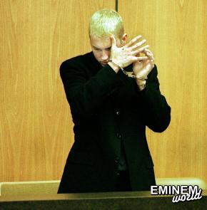Eminem Esposado
