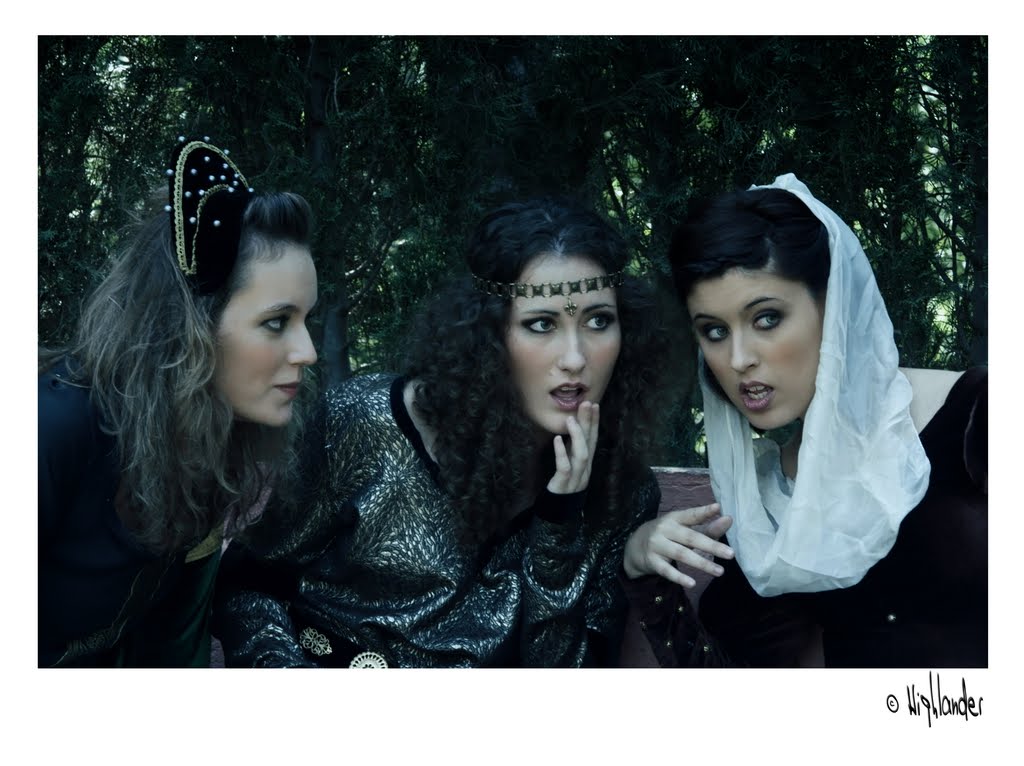 [3989348021_0bb19360a5_o.jpg]