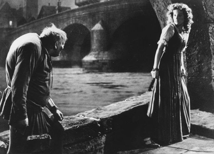 Abbracci e pop corn Parigi nel cinema The Hunchback of Notre Dame