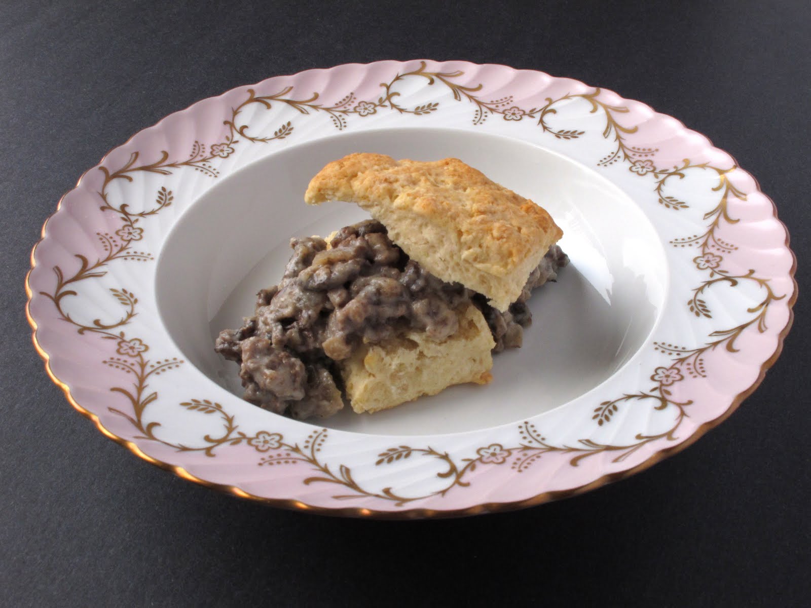 Mushroom beef gravy recipe on The Mushroom Channel blog