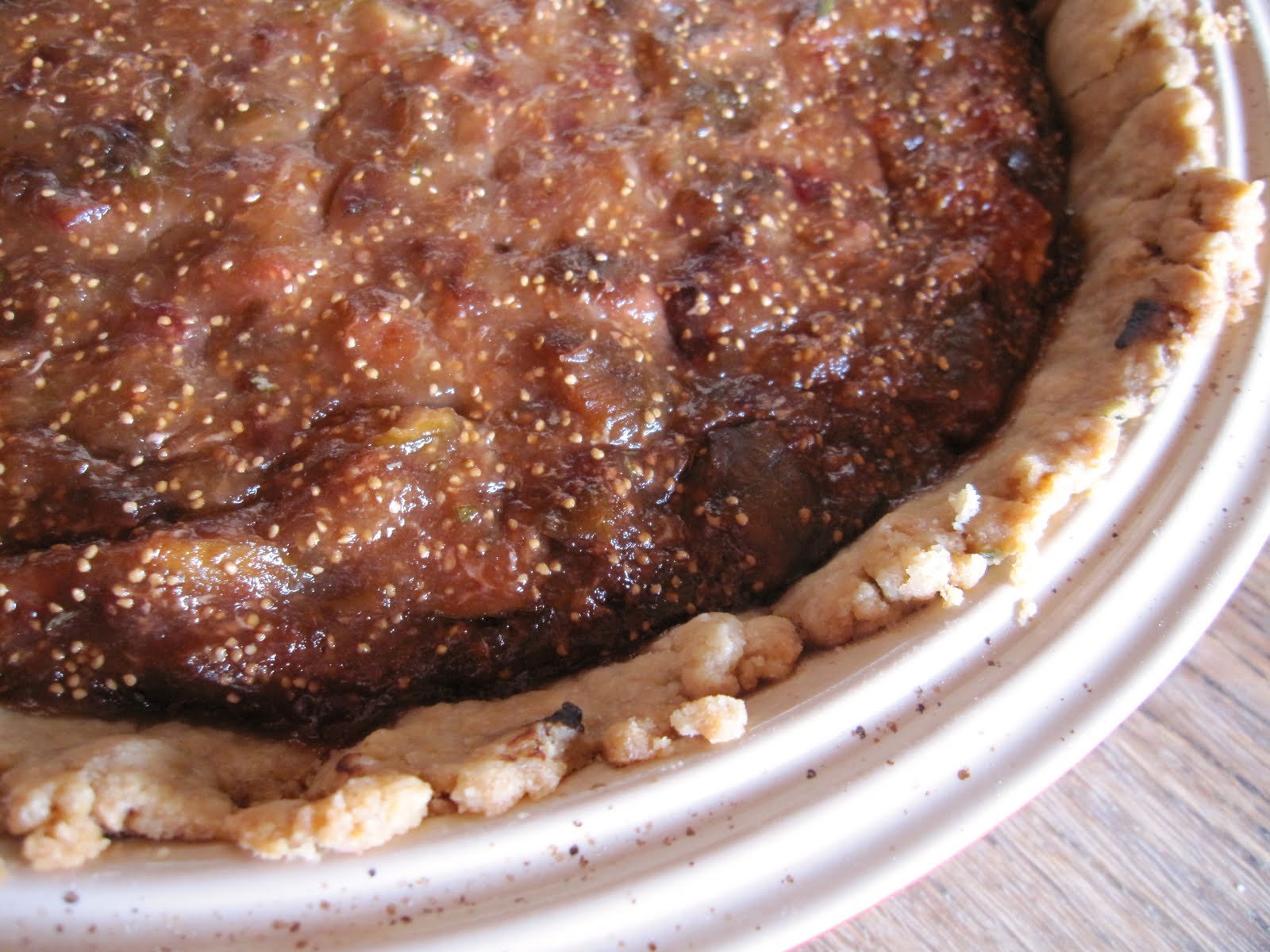 Fig tart with goat cheese and rosemary