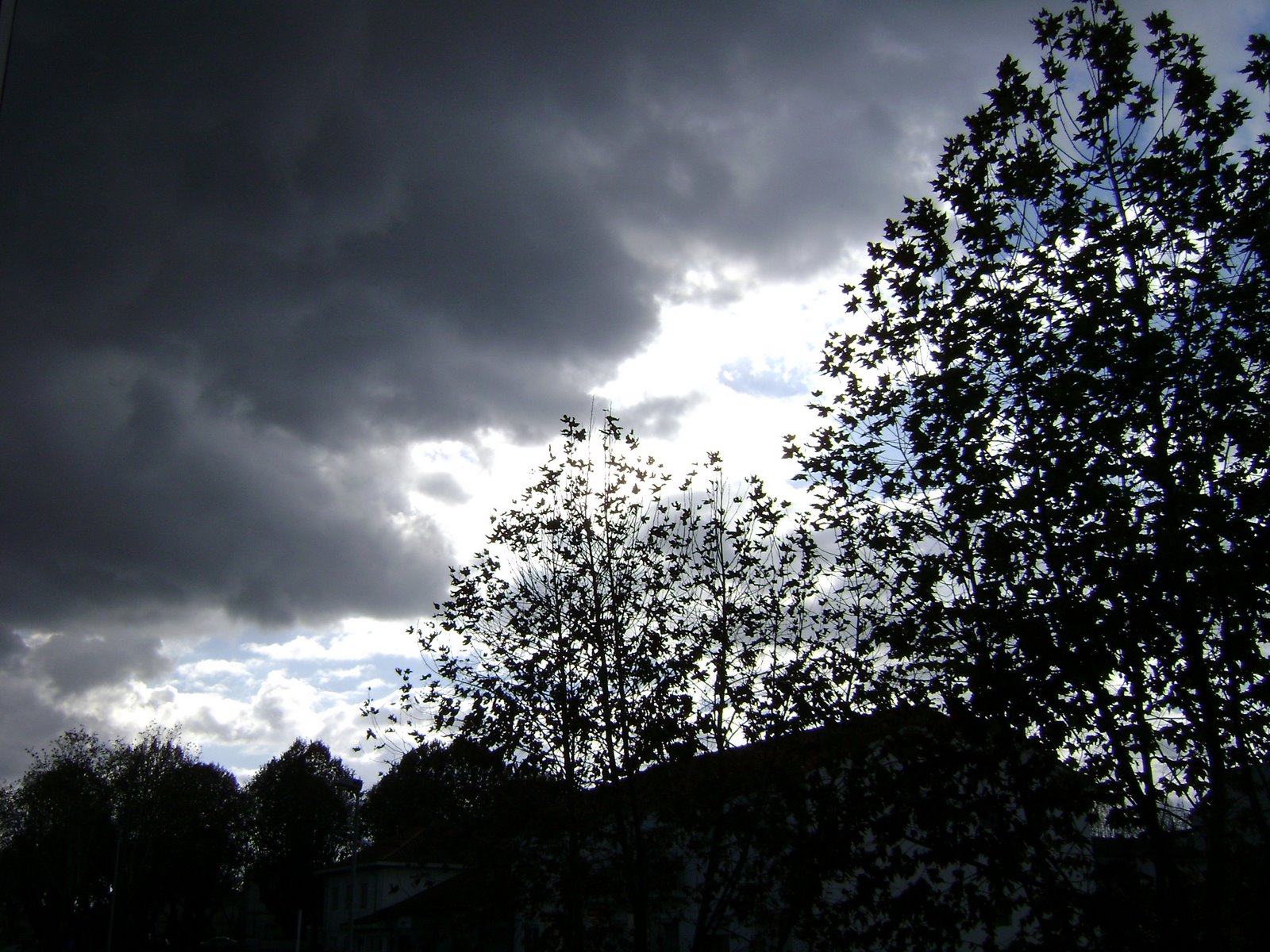 [DSC00620-Nuvens.JPG]